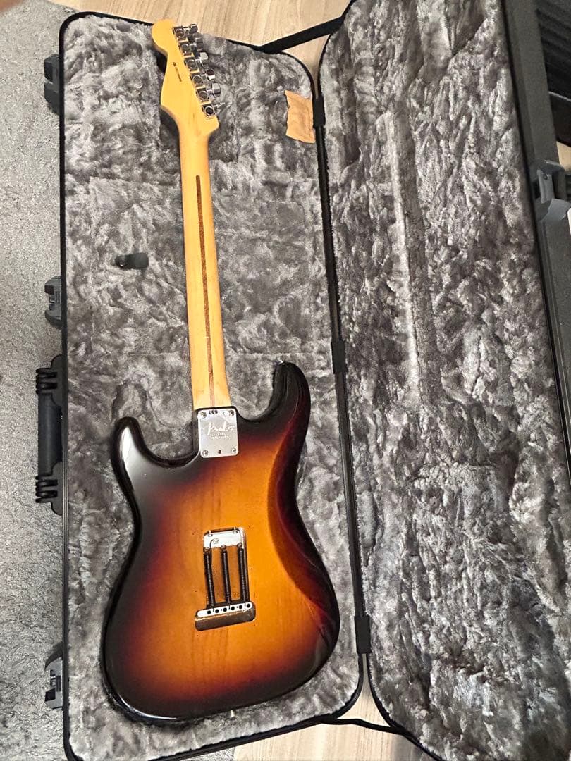 Fender American Professional ストラトキャスター
