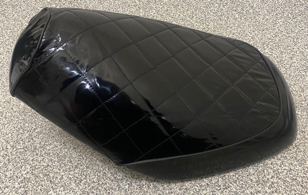 スーパーディオZX エナメルシート　AF28 ホンダ　スーパーディオ　AF27