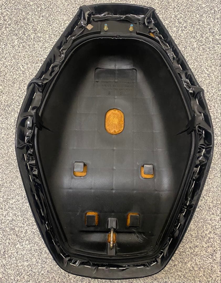 スーパーディオZX エナメルシート　AF28 ホンダ　スーパーディオ　AF27