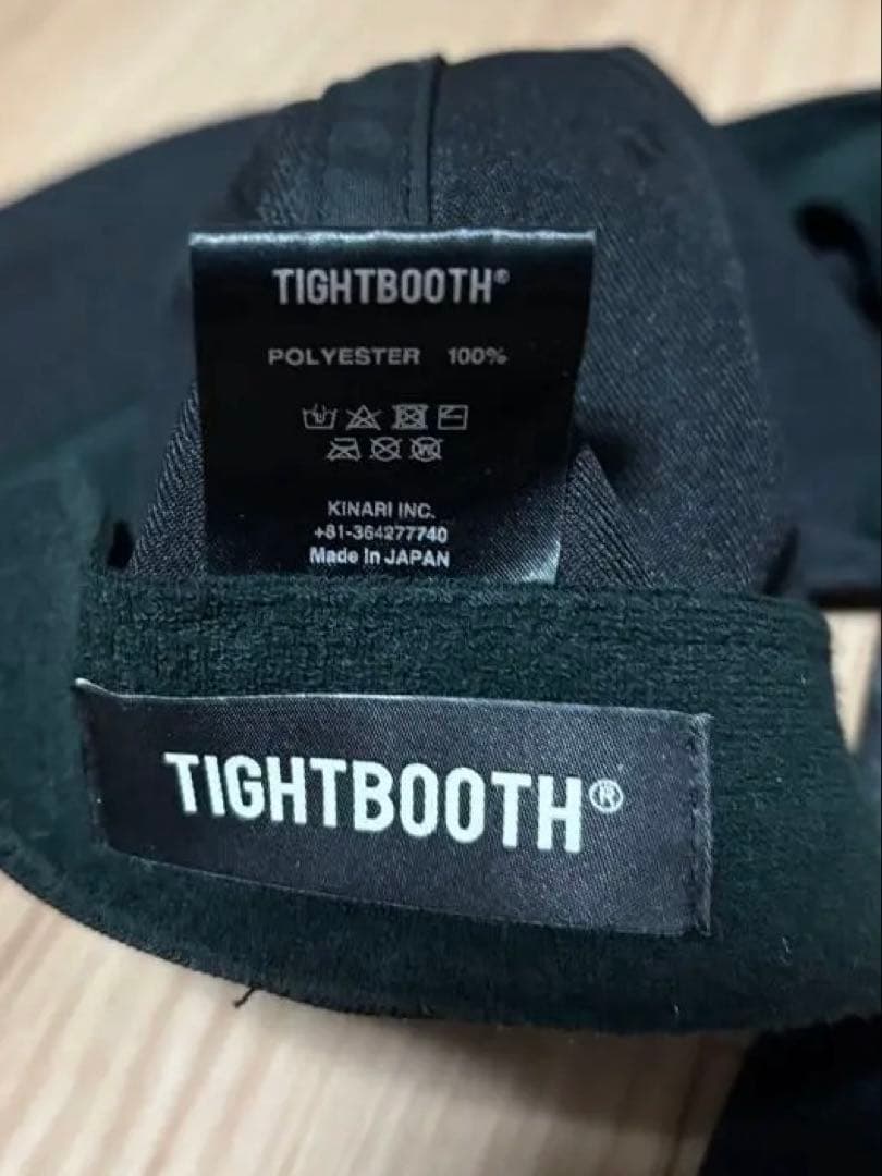 美品！TIGHT BOOTHベースボールキャップ ブラック