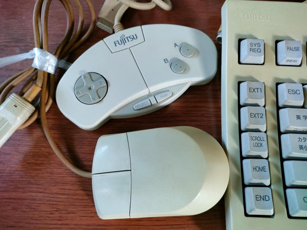 な*す様 FM-Towns Ⅱ モデルHB53MS　通電せずメモリ無し　ジャンク