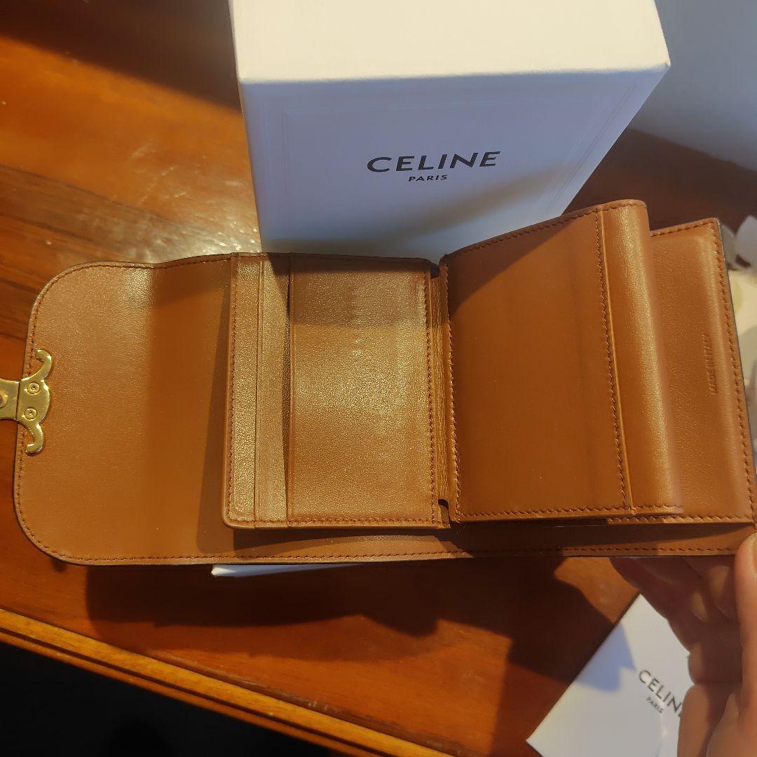 お値下げしました！CELINE トリオンフ ブラウン 三つ折り財布