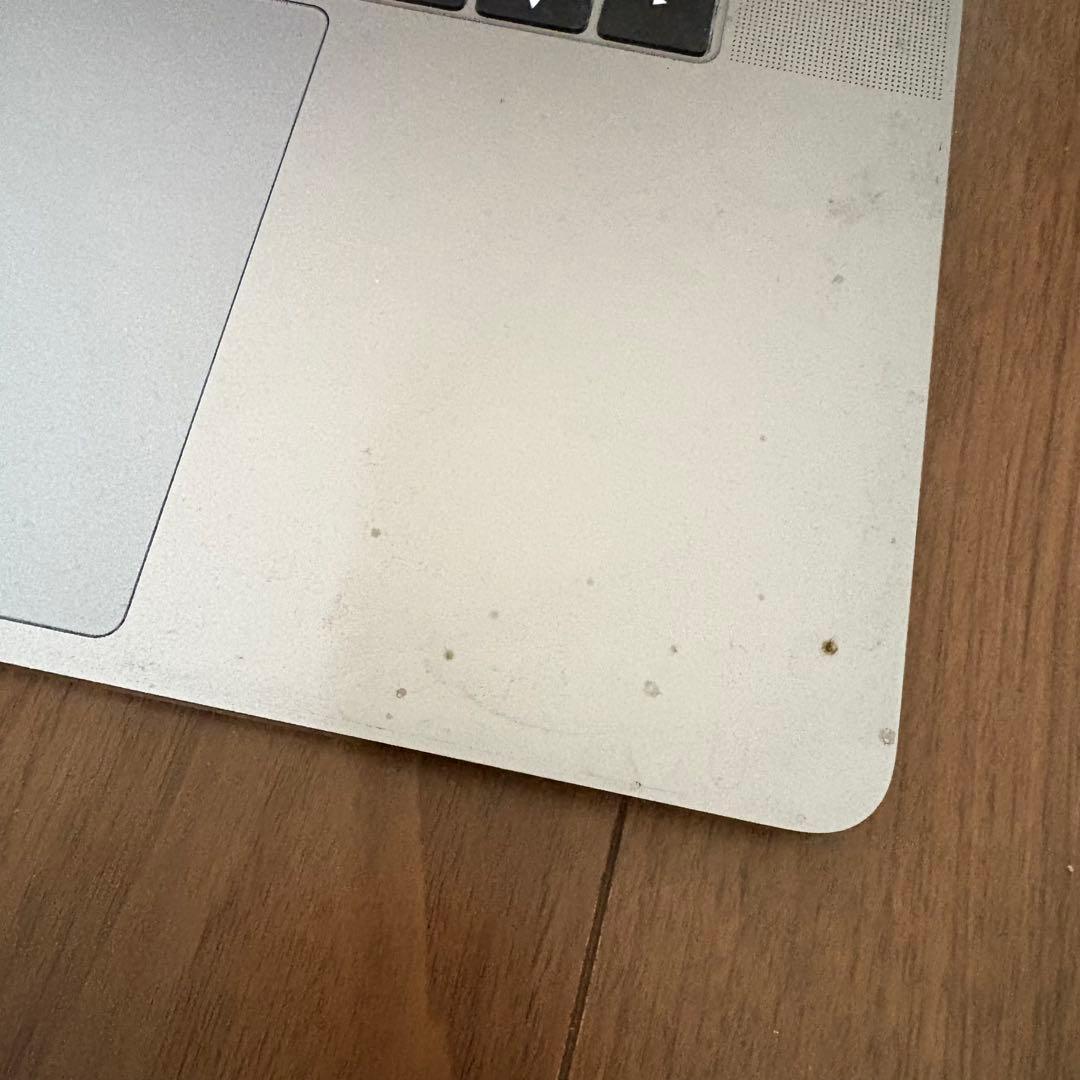 MacBookPro15インチ 2019 i7 16GB 256GB 初期化済