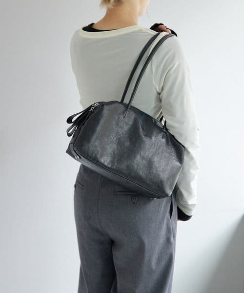 ear PAPILLONNER　ロングハンドルボストンバッグ