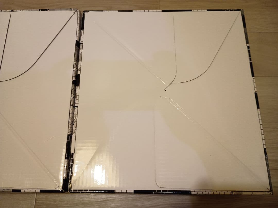 名探偵コナン 100巻+1 記念 オリジナル 収納box
