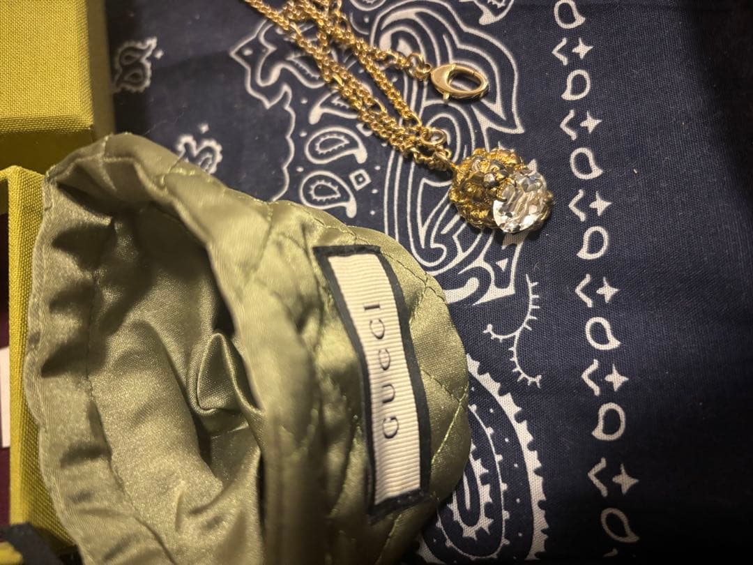 GUCCI ライオンヘッド ゴールド ネックレス クリスタル