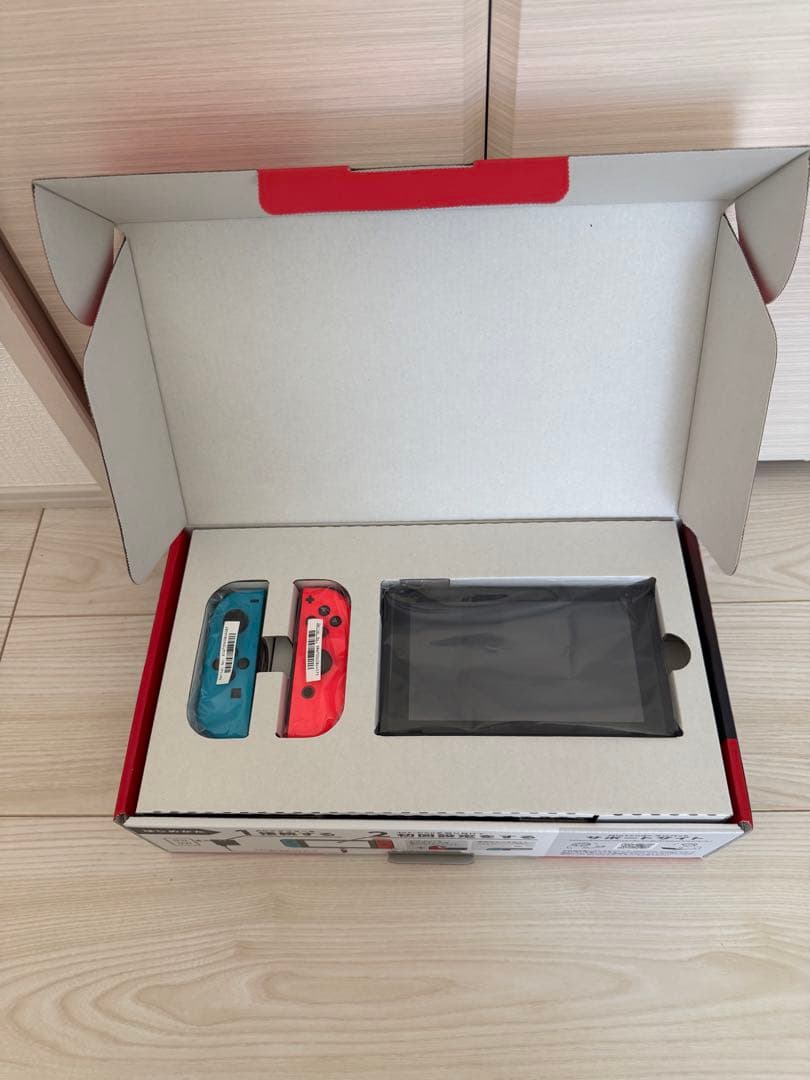 Nintendo Switch ネオンブルー/ネオンレッド 本体とソフト4セット