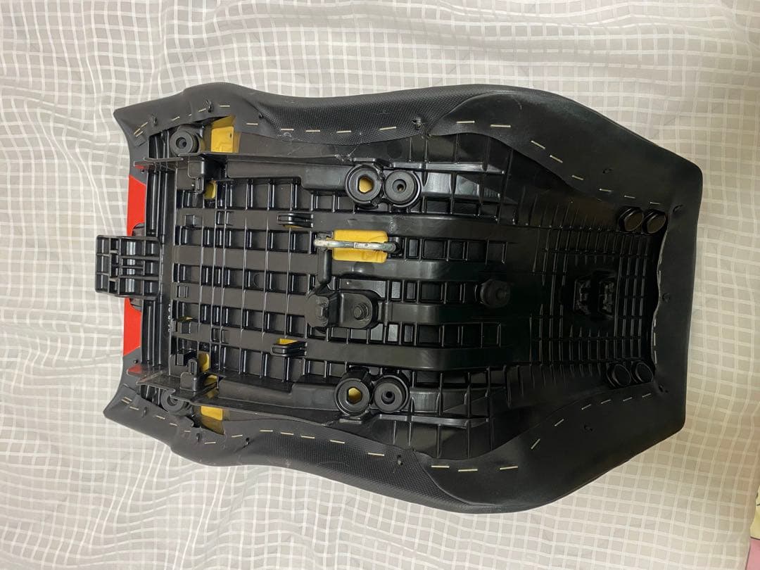 CRF1000L アフリカツイン純正ローシート　レッド