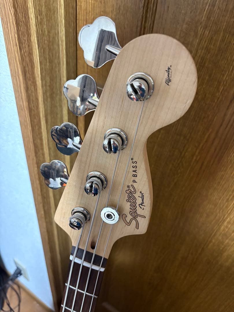 【美品】Fender Squier affinity プレシジョンベース