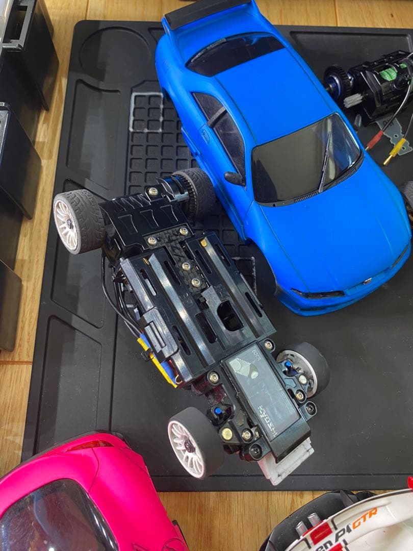 京商　ミニッツEVO 引退2台フルセット　ワイド＆ナロー　充電器付