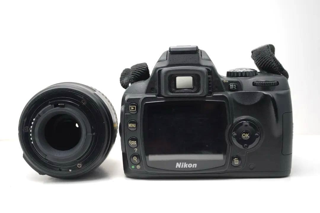 ⭐️シャッター回数【7,100枚】⭐️Nikon D40x 動作良好です！