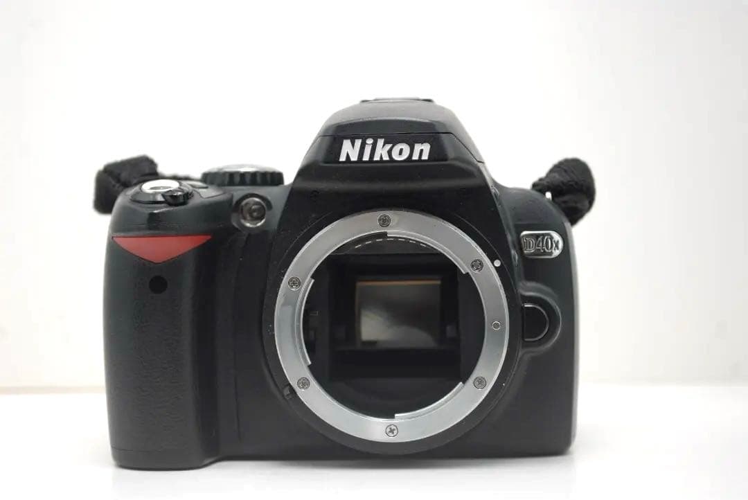 ⭐️シャッター回数【7,100枚】⭐️Nikon D40x 動作良好です！