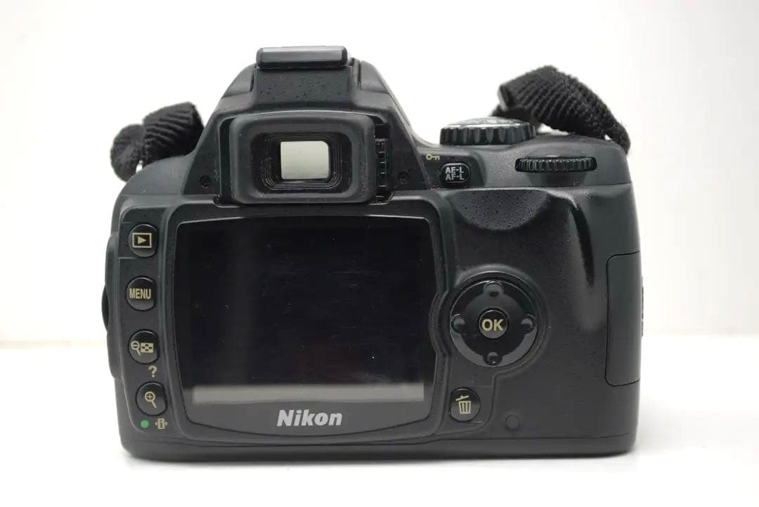 ⭐️シャッター回数【7,100枚】⭐️Nikon D40x 動作良好です！
