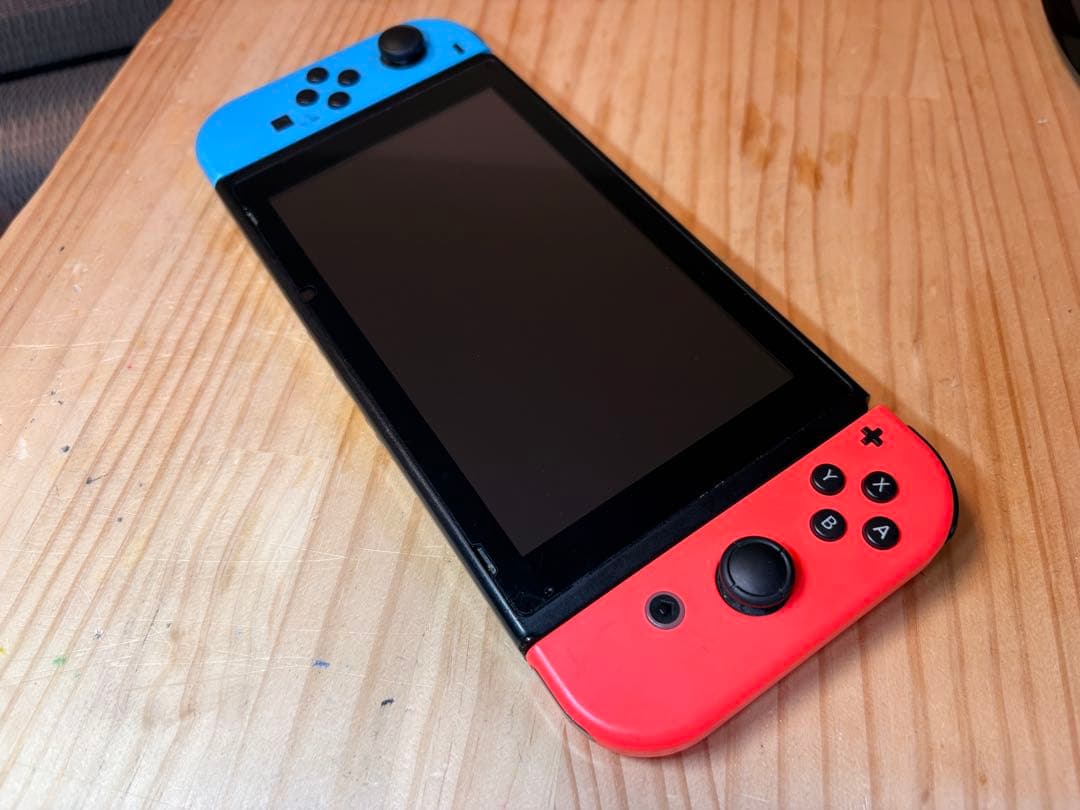 Nintendo Switch 本体 マリオカート8デラックス＆ケース付き