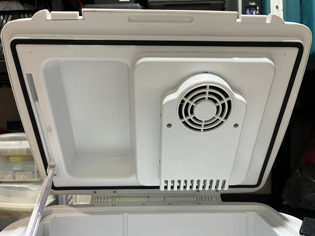 HITACHI コードレス冷温庫　UL18DSL （中古）