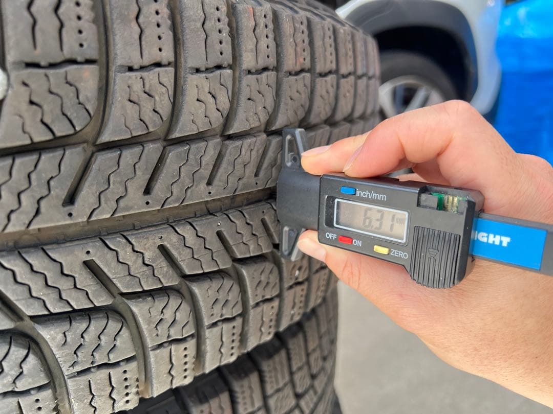 ①2019年製 スタッドレス 195/80R15 ミシュラン 4本セット 冬