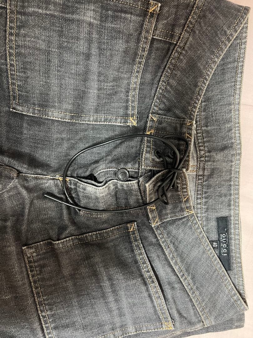 GUCCI グレー ストレートパンツデニムレディース40【美品】