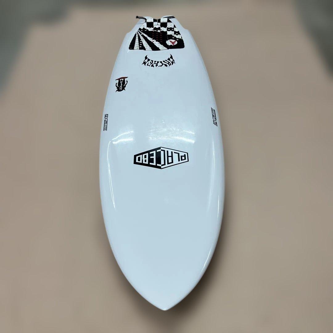 サーフボードショート　プレセボゴブリンスプリット5.10 PLACEBO 美品
