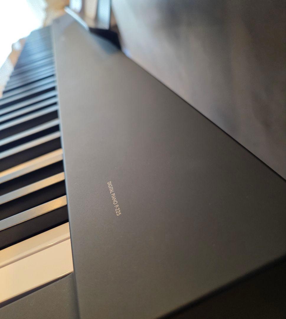 YAMAHA P-225 電子ピアノ 88鍵盤 ブラック 専用ソフトケース付き