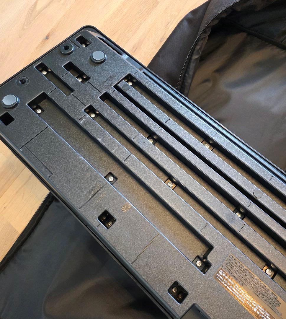 YAMAHA P-225 電子ピアノ 88鍵盤 ブラック 専用ソフトケース付き