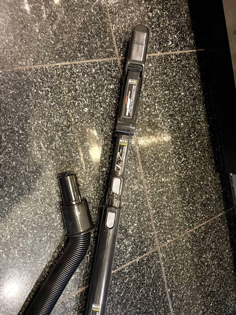 東芝サイクロン式掃除機★TORNEO V★VC-MG920★未使用すき間ノズル付