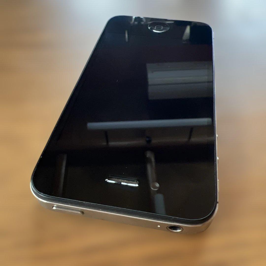 【超美品】iphone4s 8GB SIMフリー　希少　レトロ　カメラ