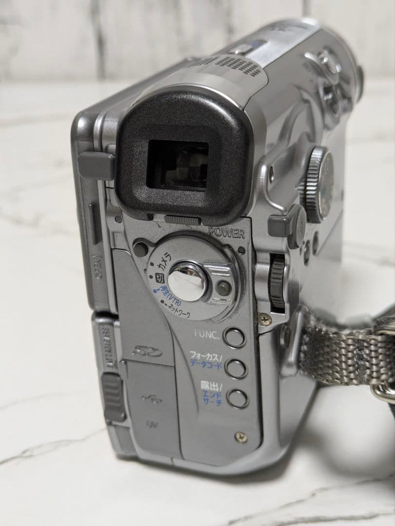 Canon　DM-IXY DV M5　MiniDV　ビデオカメラ
