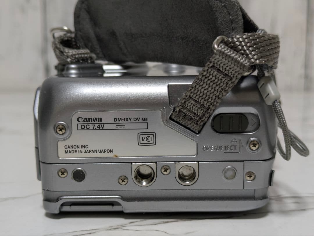 Canon　DM-IXY DV M5　MiniDV　ビデオカメラ