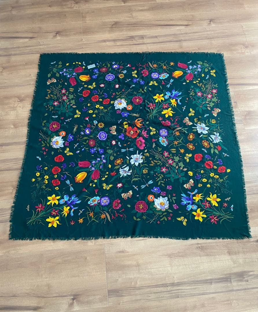 Gucci 花柄ウールストール