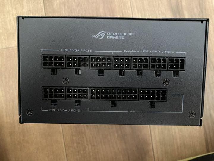 ROG STRIX 850W GOLD 電源ユニット