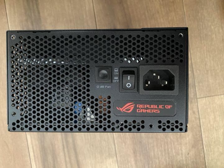 ROG STRIX 850W GOLD 電源ユニット
