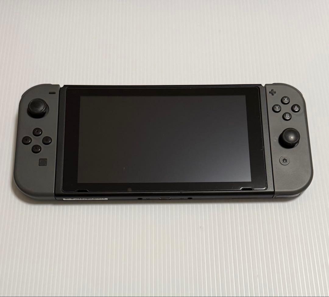 り*K様 おまけ付き　Nintendo Switch 新型　グレー　付属品完備