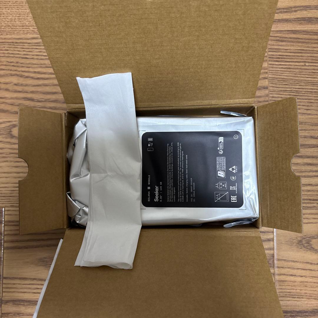 新品未開封 Solana mobile Seeker (ソラナモバイルシーカー)