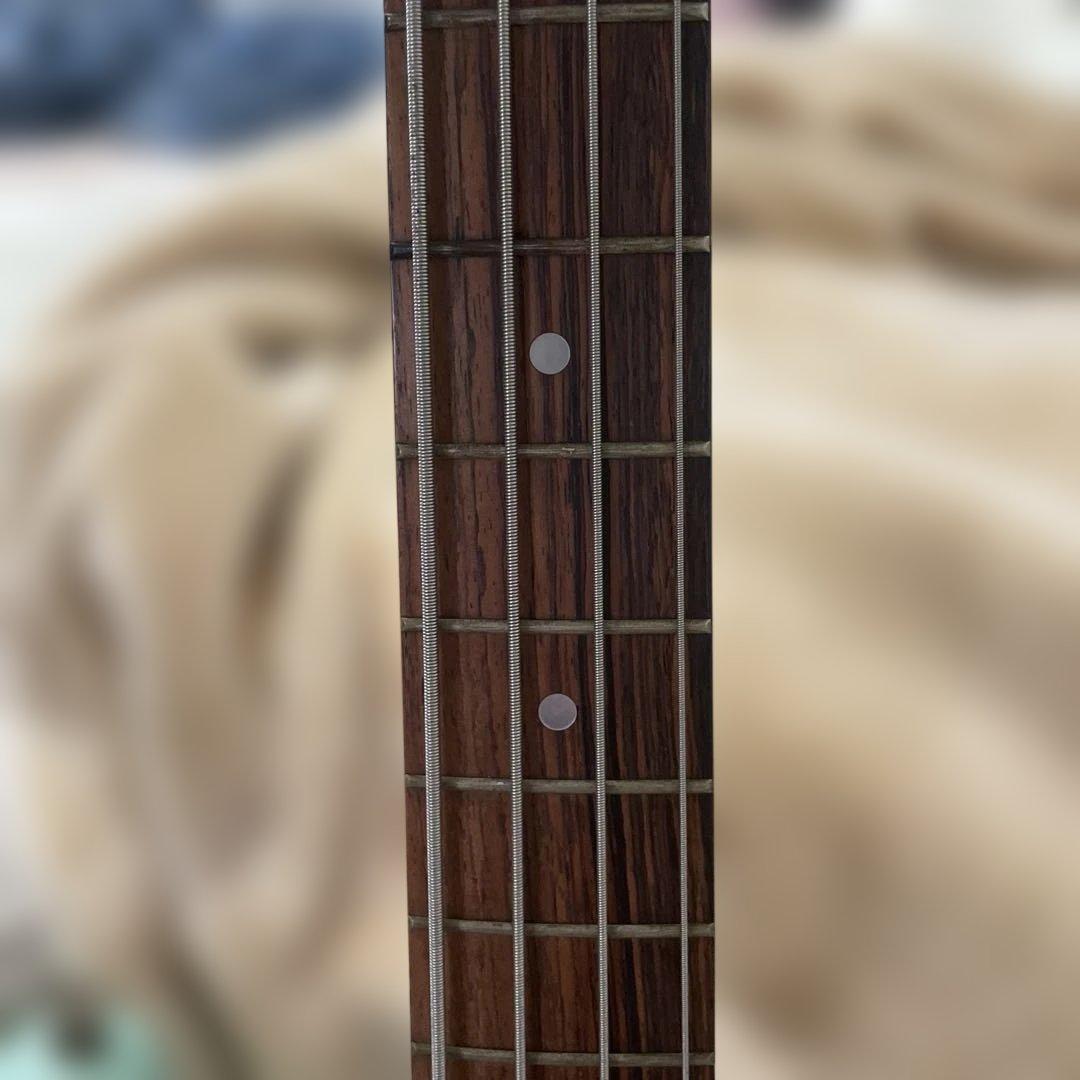 Squier MUSIC MASTER BASS キズ多数あり！