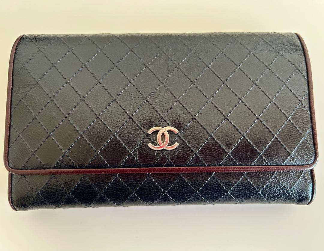シャネル　CHANEL 財布　二つ折　ヴィンテージ