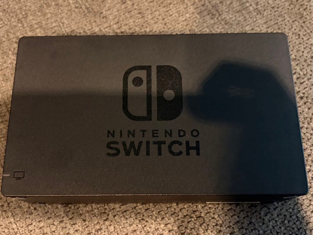 Nintendo Switch 本体(ジョインコンストラップ1つ欠品)