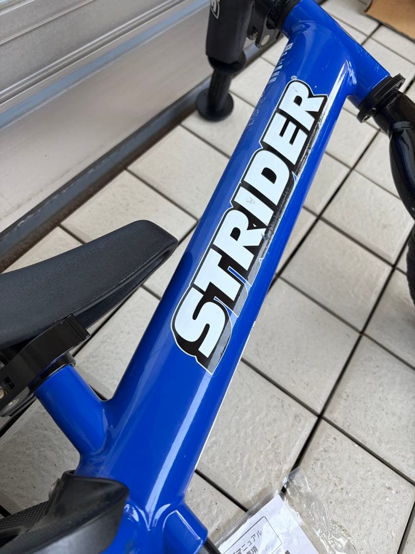 STRIDER スポーツ バランスバイク 青