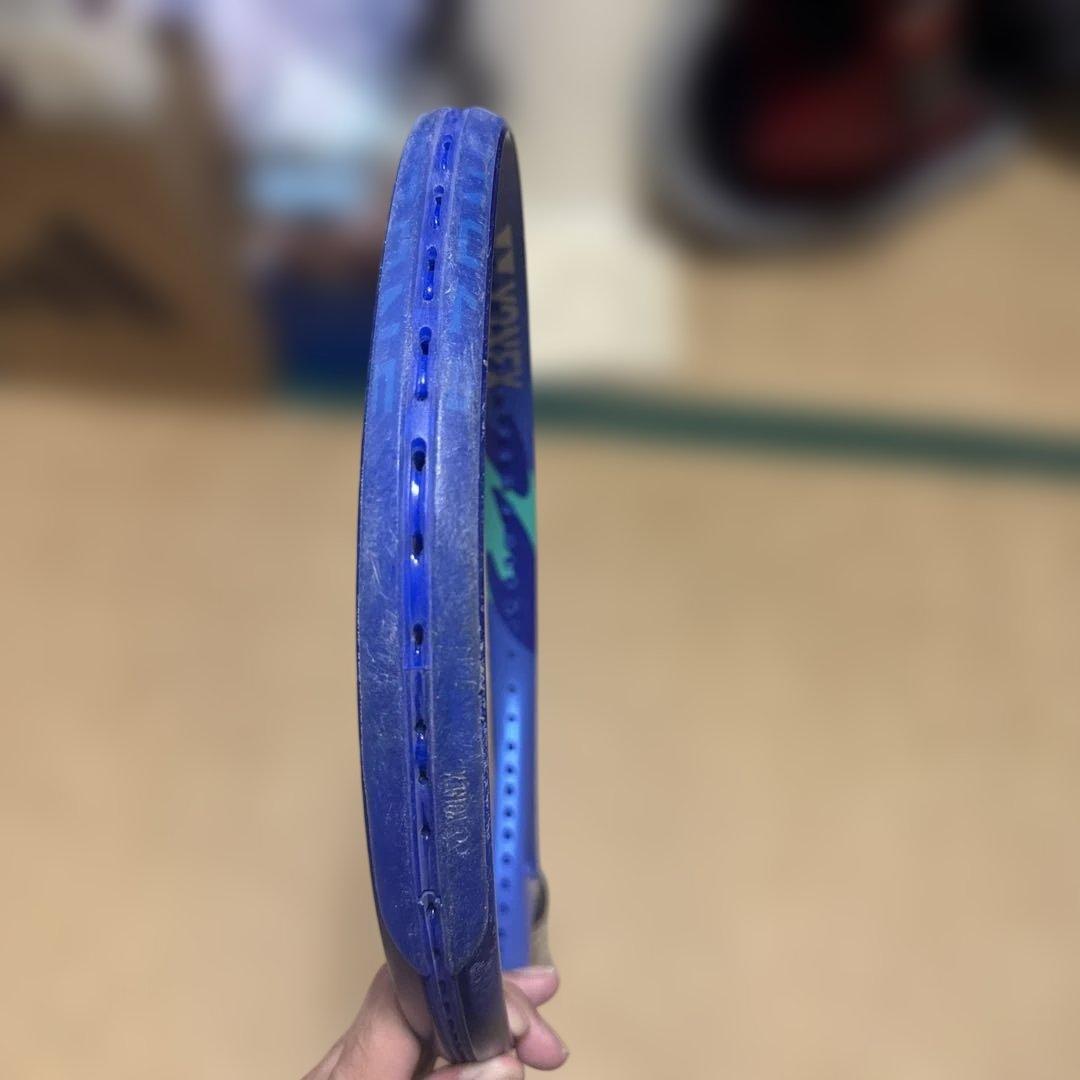 YONEXヨネックスEZONEイーゾーン100 G2 300g 2025