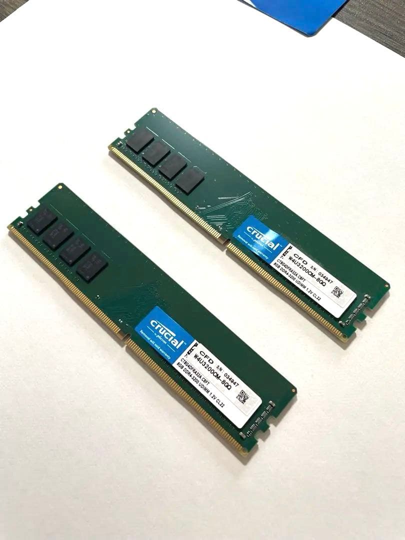 Crucial DDR4 16GB (8GB × 2枚) メモリ
