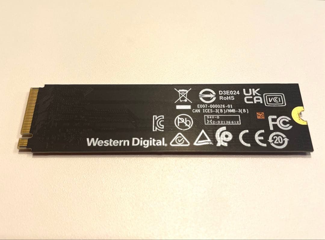 ウエスタンデジタル 内蔵SSD 1TB WD Black SN770