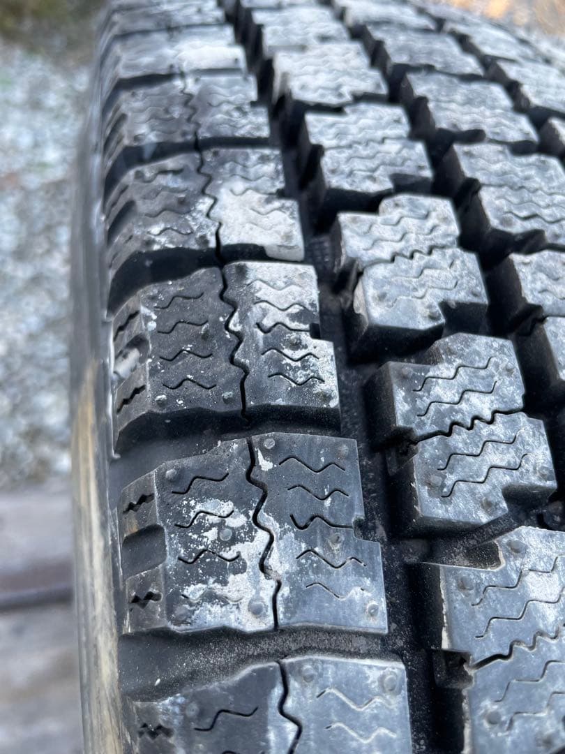 3726 トーヨー　185/85R16 スタッドレス　新古2本セット