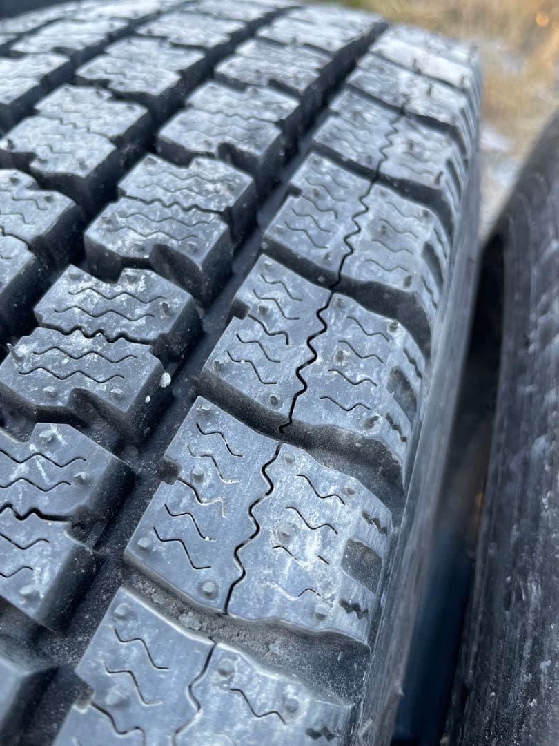 3726 トーヨー　185/85R16 スタッドレス　新古2本セット