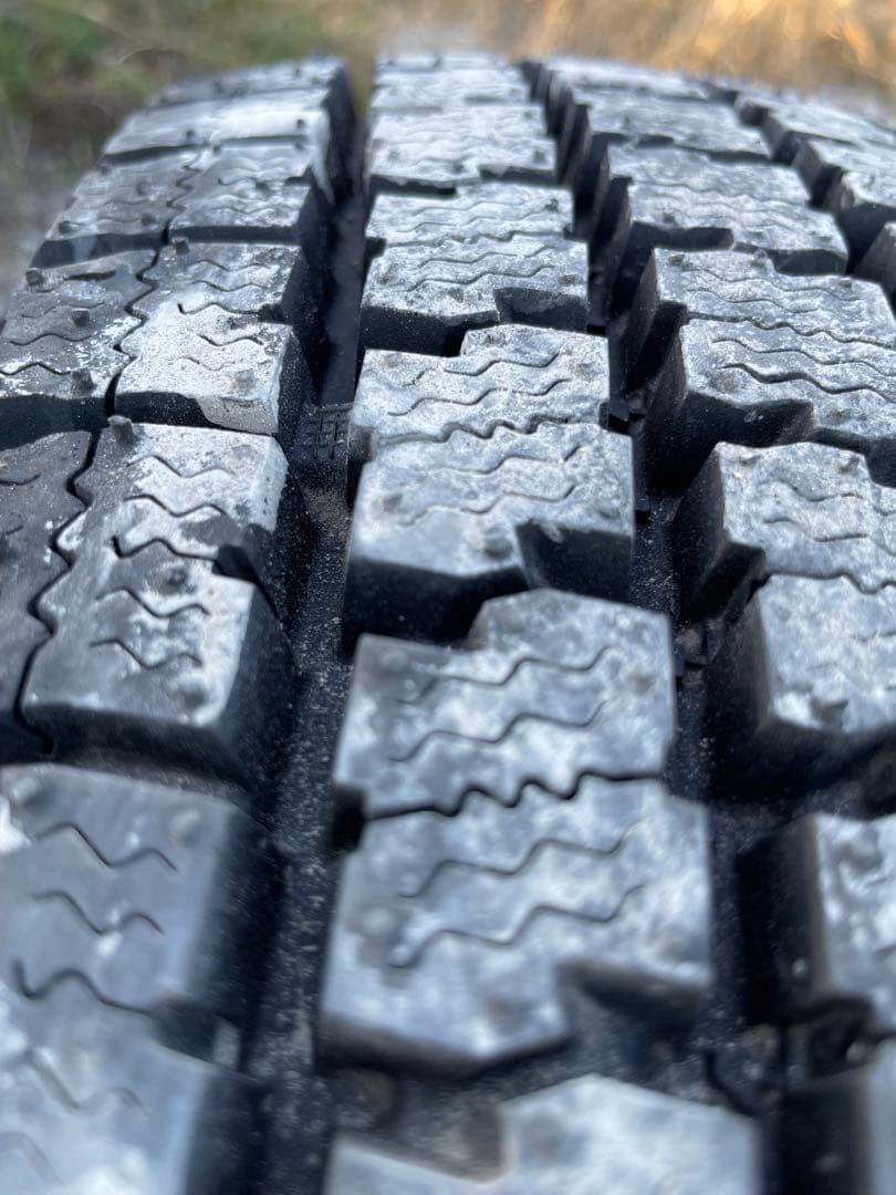 3726 トーヨー　185/85R16 スタッドレス　新古2本セット