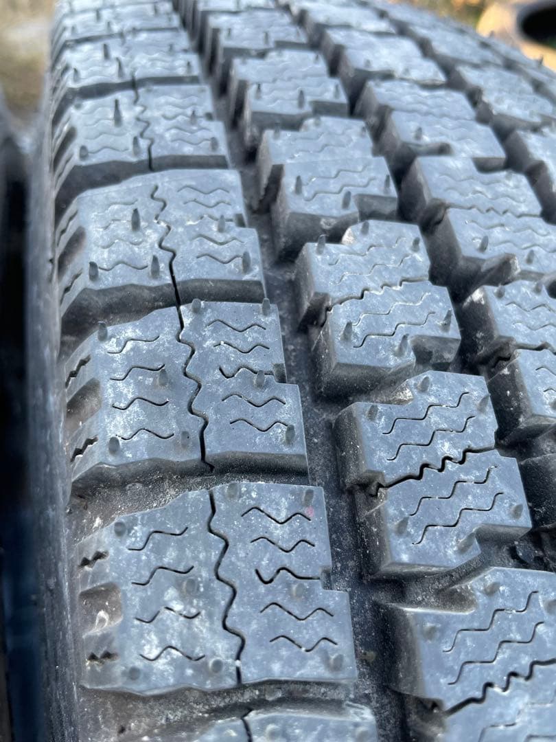 3726 トーヨー　185/85R16 スタッドレス　新古2本セット