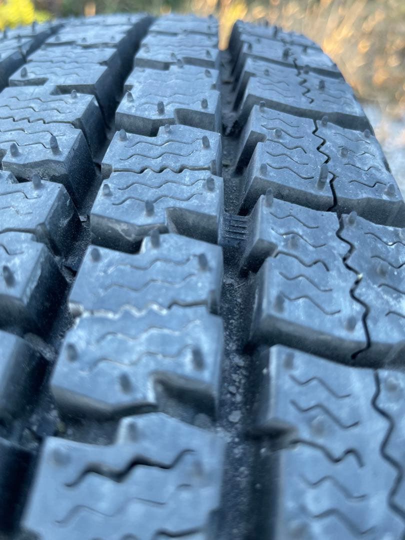 3726 トーヨー　185/85R16 スタッドレス　新古2本セット