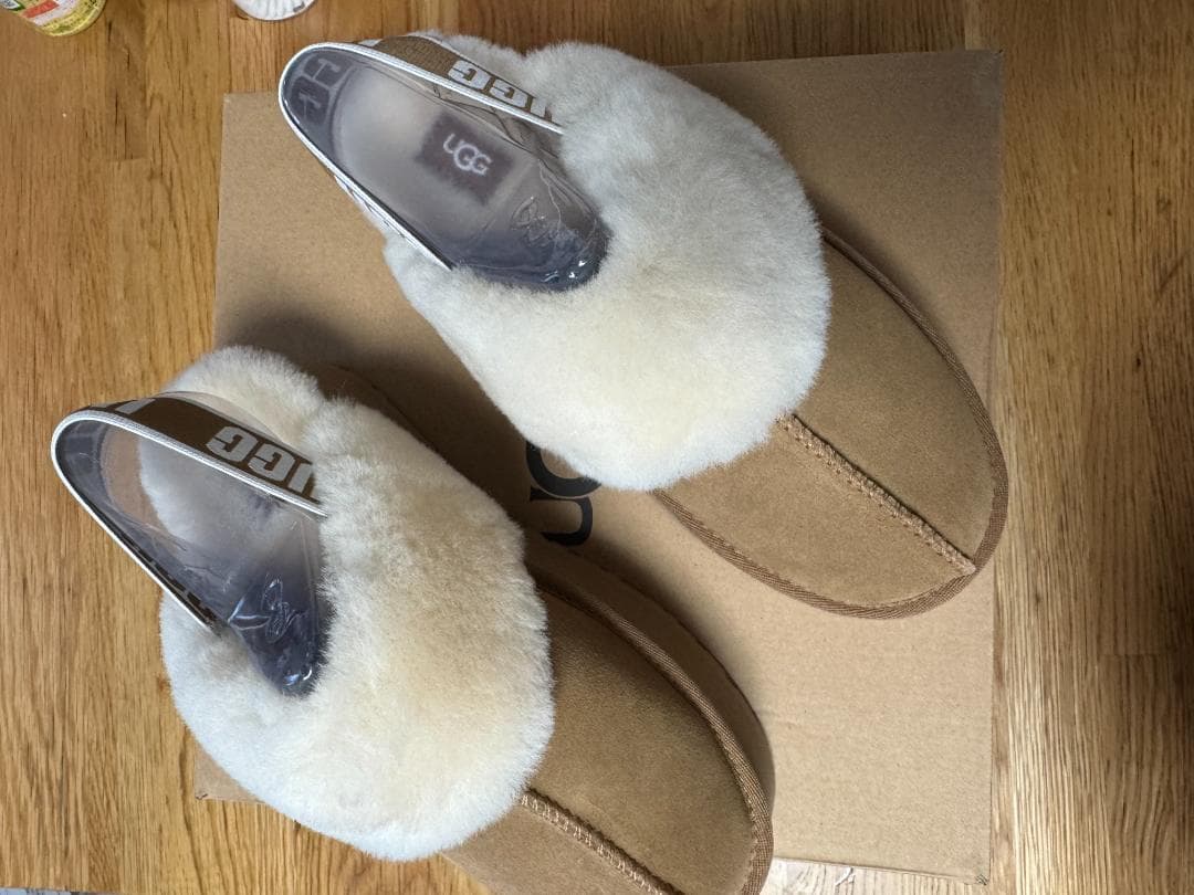 UGG アグ Funkette ファンケット サンダル