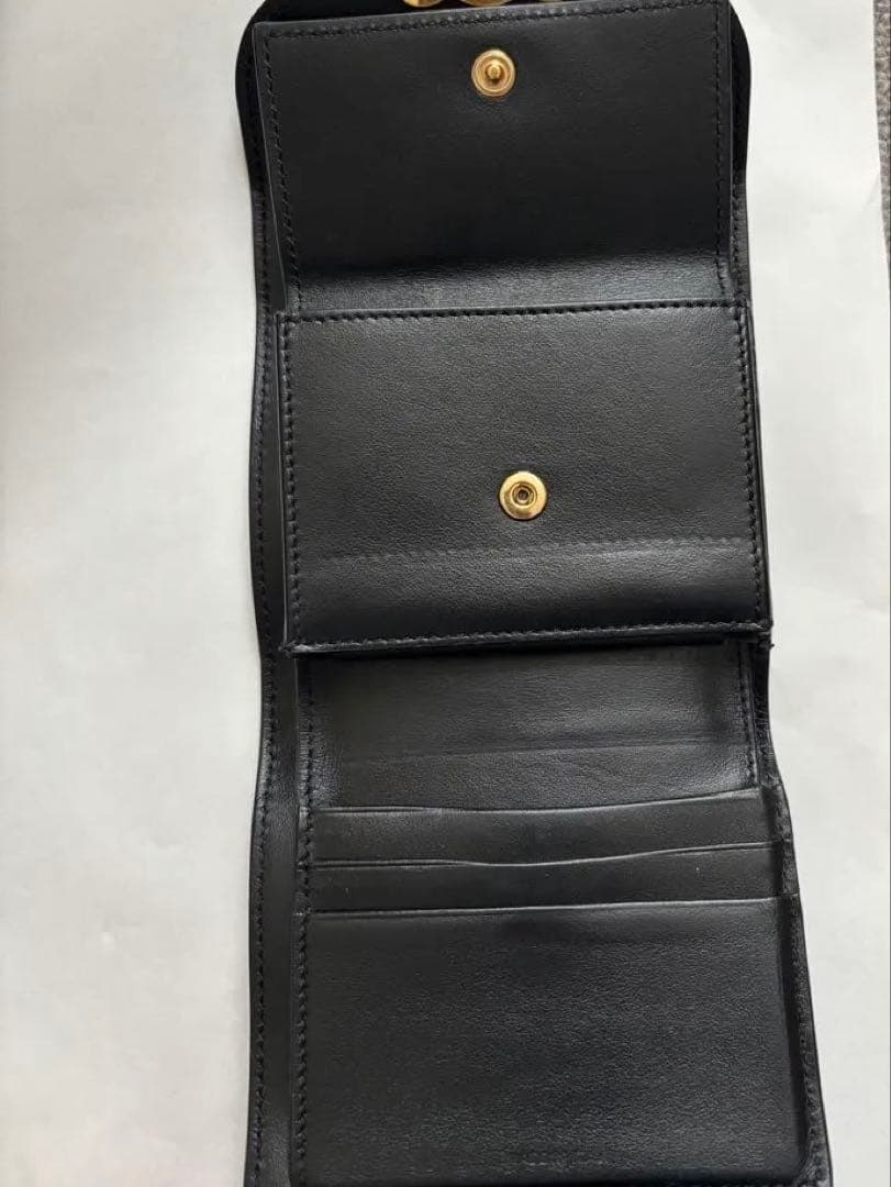 セリーヌ　三つ折財布