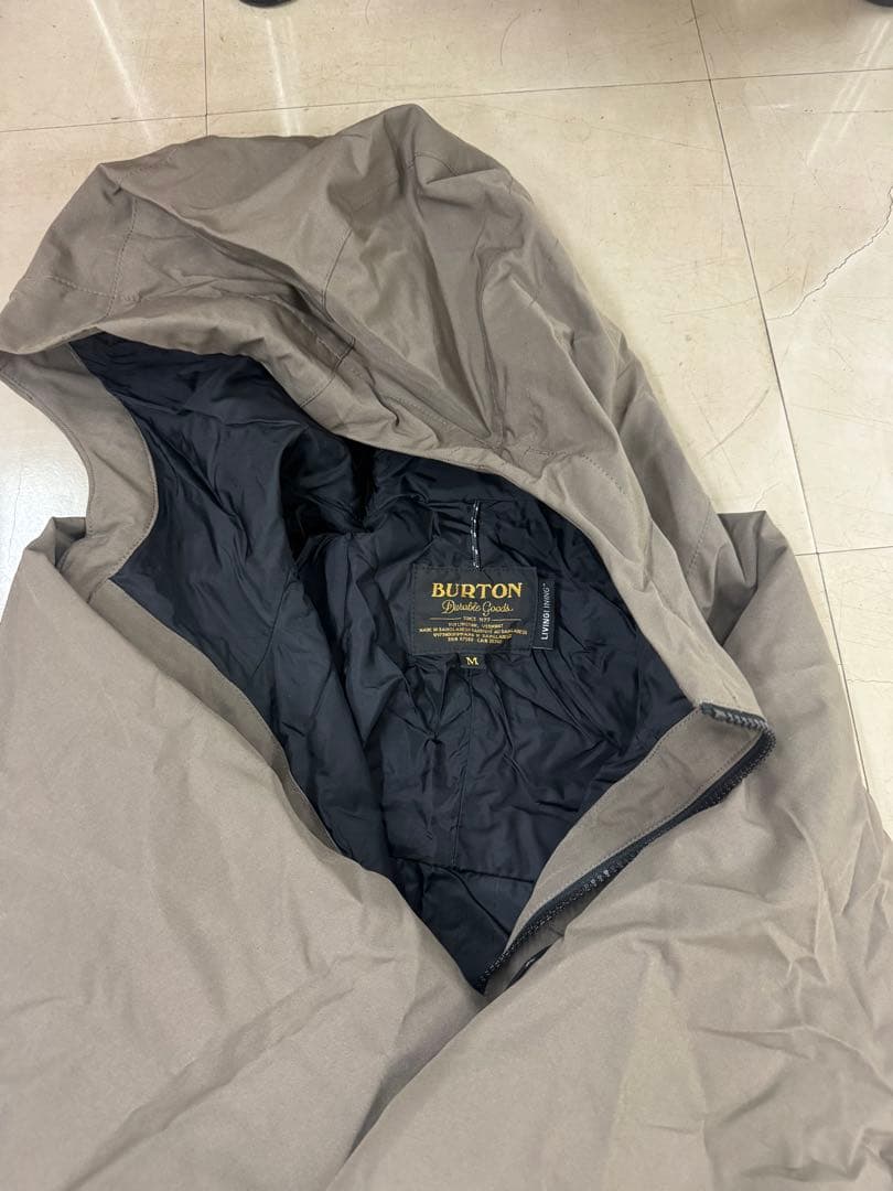 BURTON 防水　フード付きジャケット　グレー
