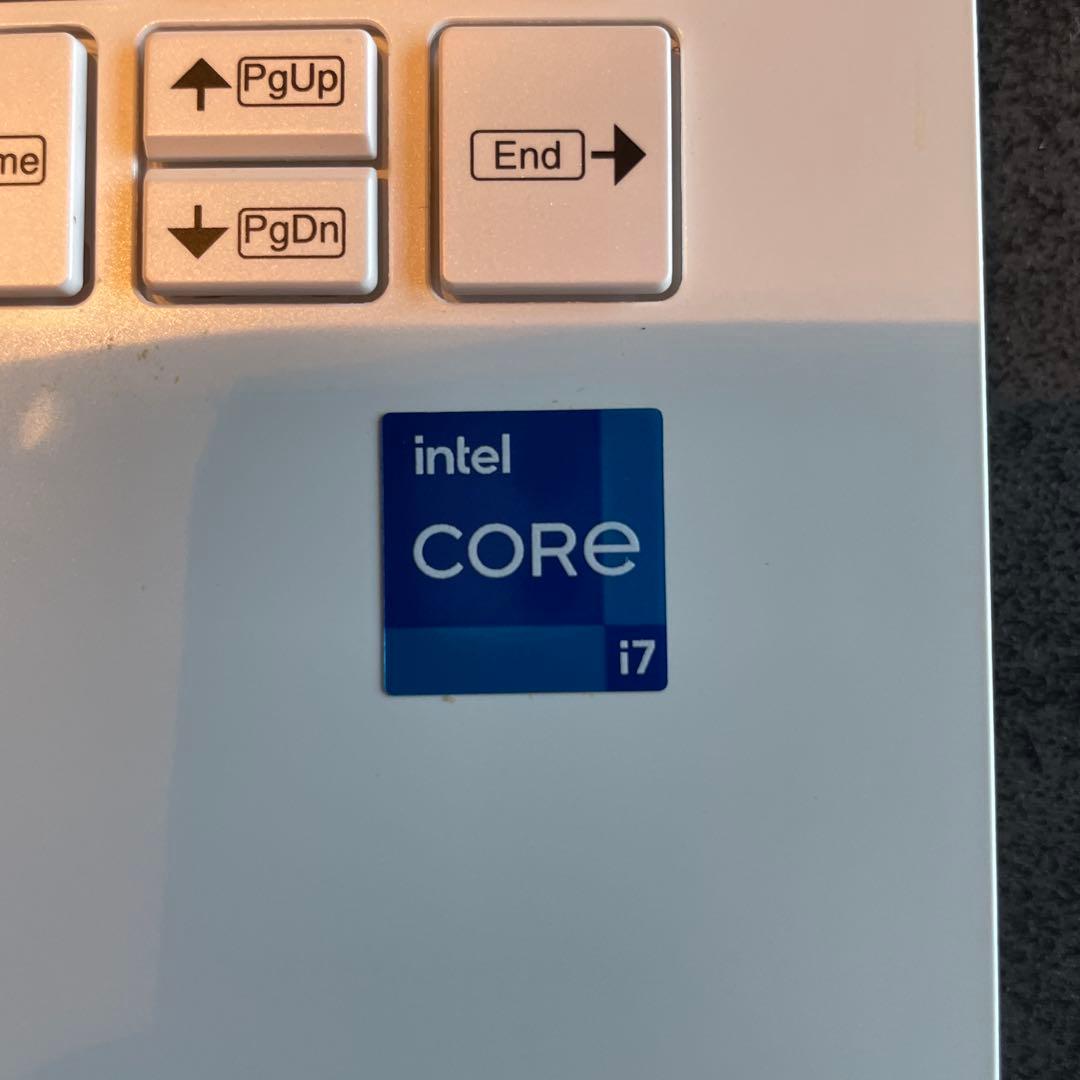 NEC 　14型ノートブックPC　LAVIE　Core i7　SSD512GB