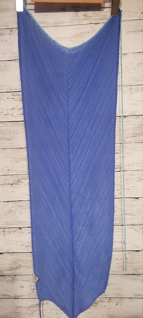 ISSEY MIYAKE プリーツプリーズ ストール 青×水色